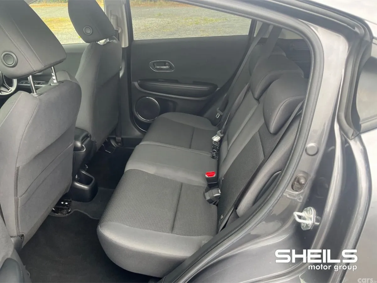 Honda HR-V SUV, Petrol, 2019, Grey