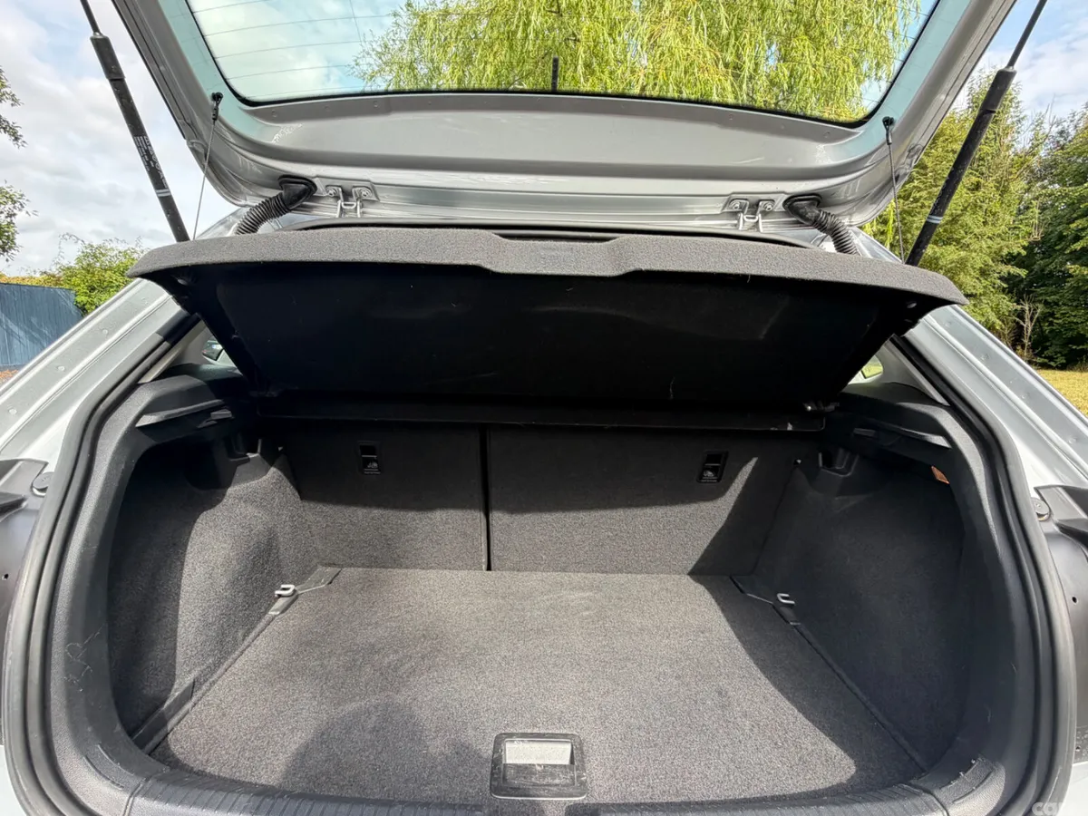Volkswagen Polo Hatchback, Petrol, 2022, Silver
