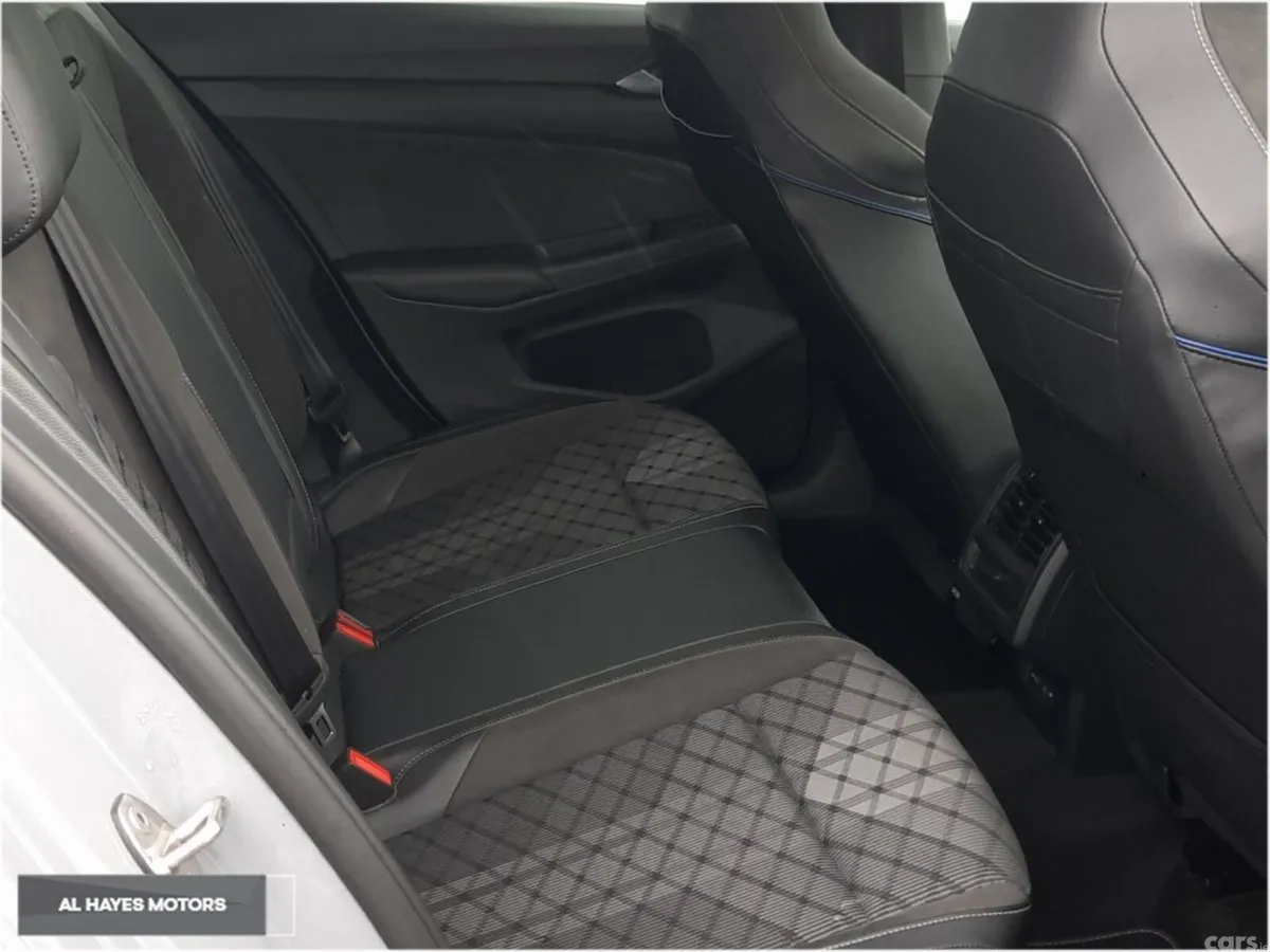 Volkswagen Golf Hatchback, Diesel, 2025, Grey