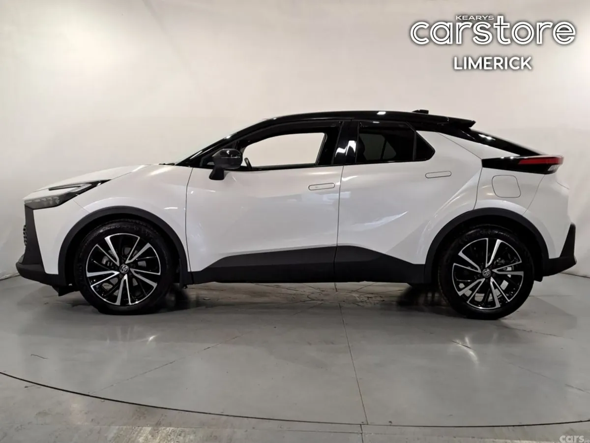 Toyota C-HR Hatchback, Petrol Hybrid, 2024, White