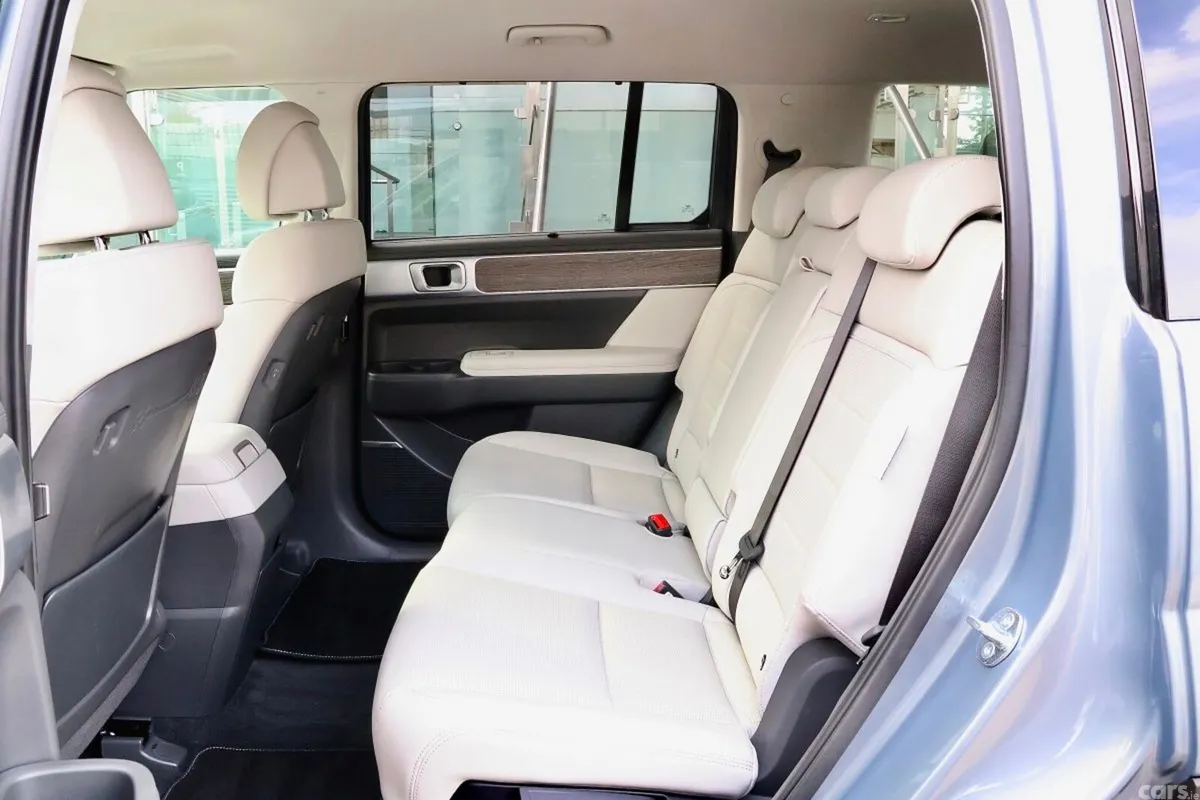 Hyundai Santa Fe SUV, Petrol Plug-in Hybrid, 2025, Blue