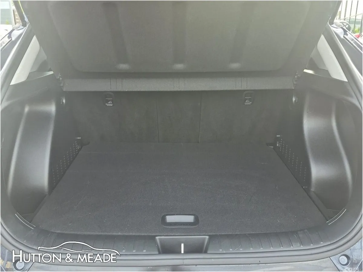 Hyundai KONA SUV, Petrol Hybrid, 2025, Blue