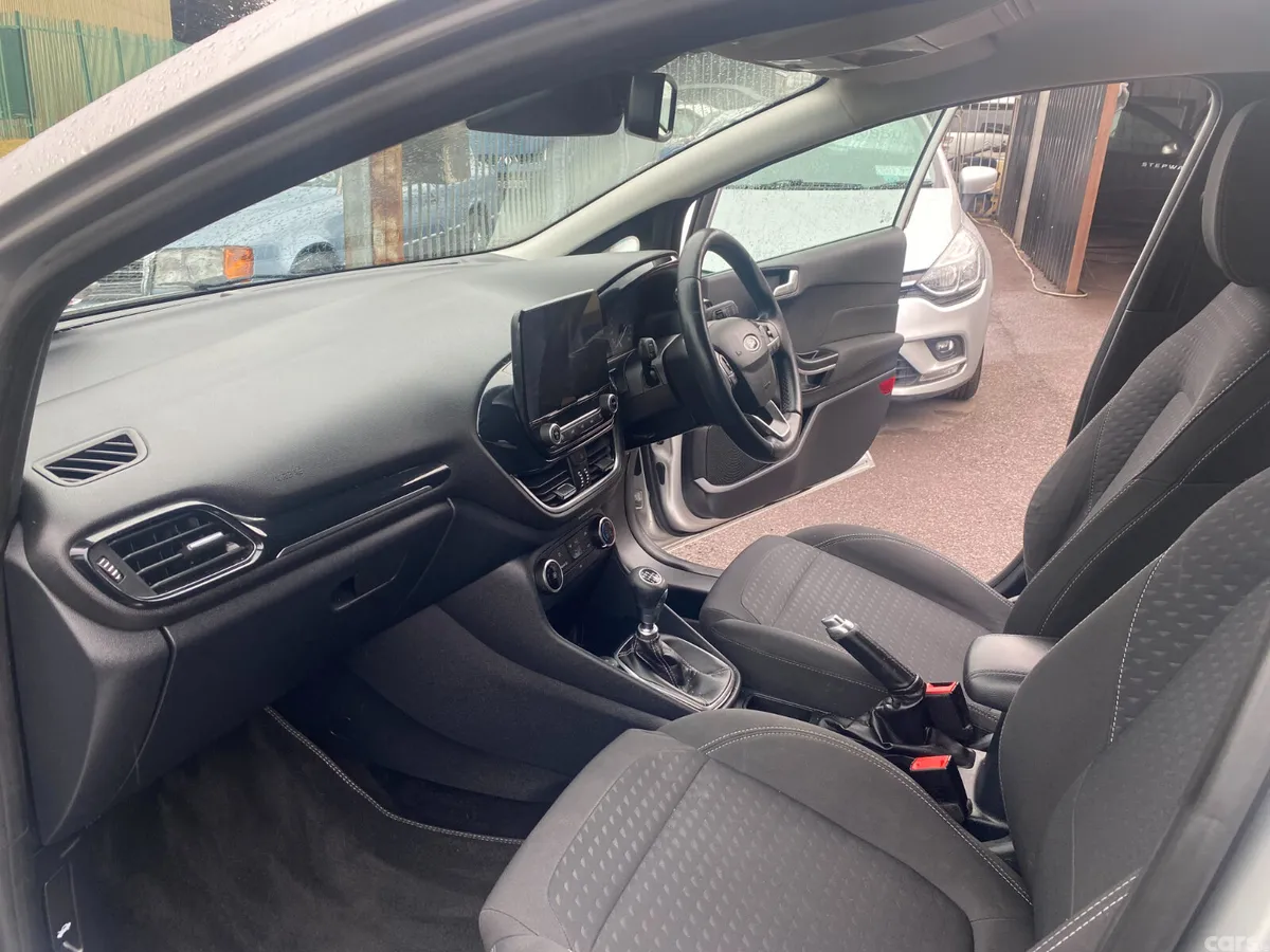 Ford Fiesta Hatchback, Petrol, 2020, Grey