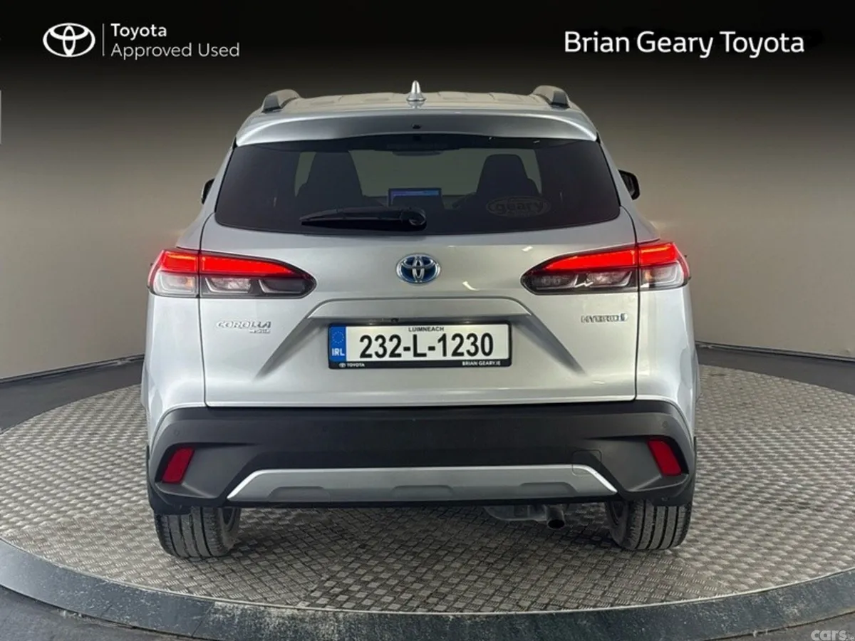 Toyota Corolla Cross Hatchback, Petrol Hybrid, 2023, Silver