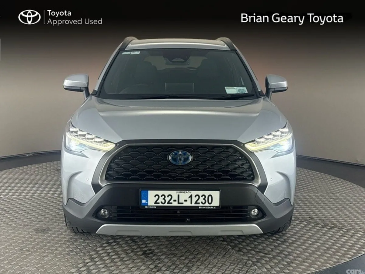 Toyota Corolla Cross Hatchback, Petrol Hybrid, 2023, Silver