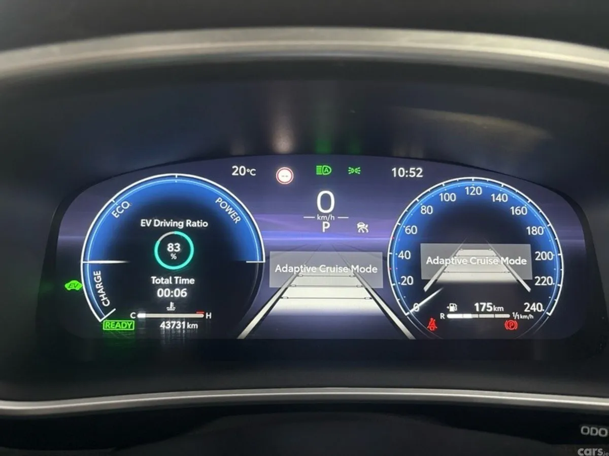 Toyota Corolla Cross Hatchback, Petrol Hybrid, 2023, Silver