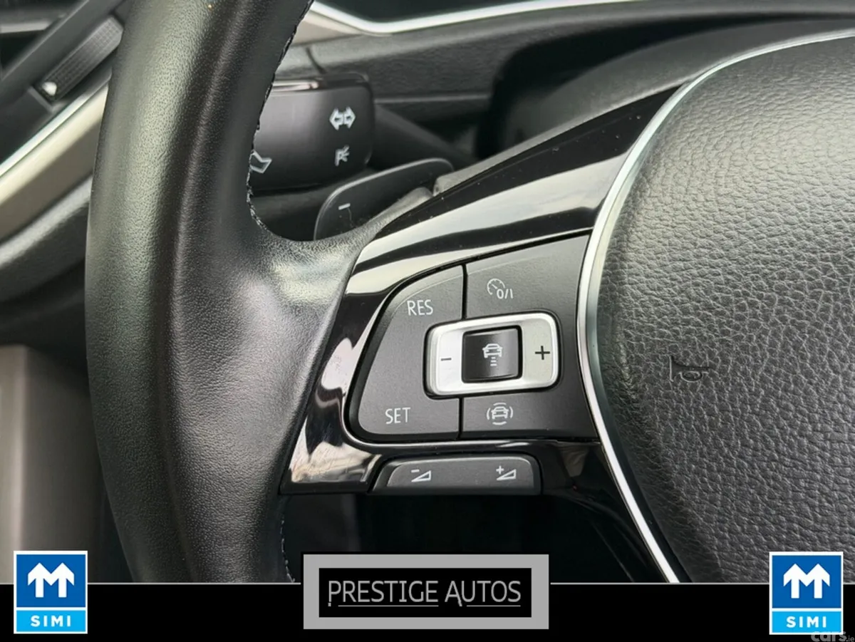 Volkswagen T-Roc SUV, Diesel, 2020, Orange