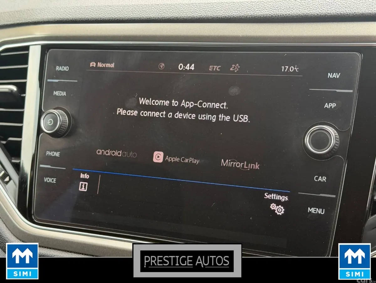 Volkswagen T-Roc SUV, Diesel, 2020, Orange