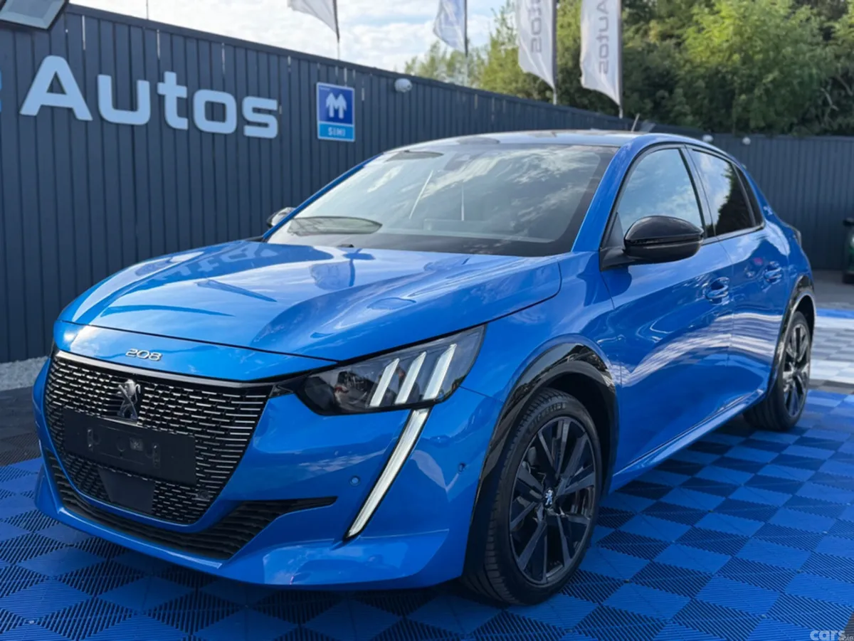 Peugeot 208 Hatchback, Petrol, 2021, Blue