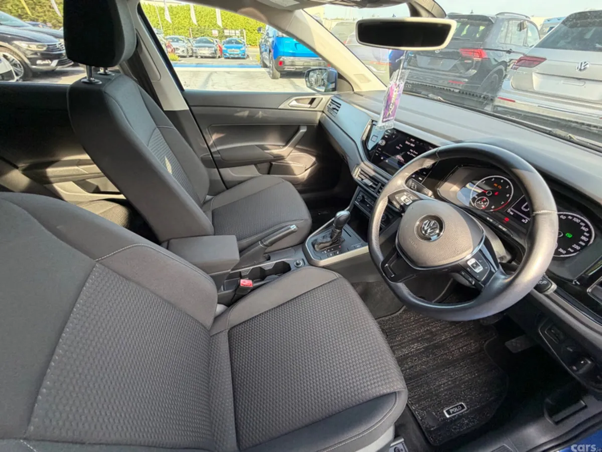 Volkswagen Polo Hatchback, Petrol, 2018, Blue