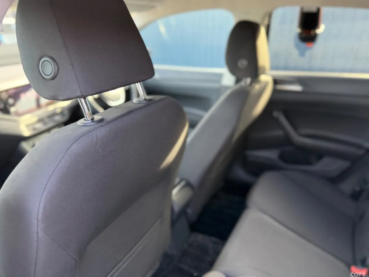 Volkswagen Polo Hatchback, Petrol, 2018, Blue