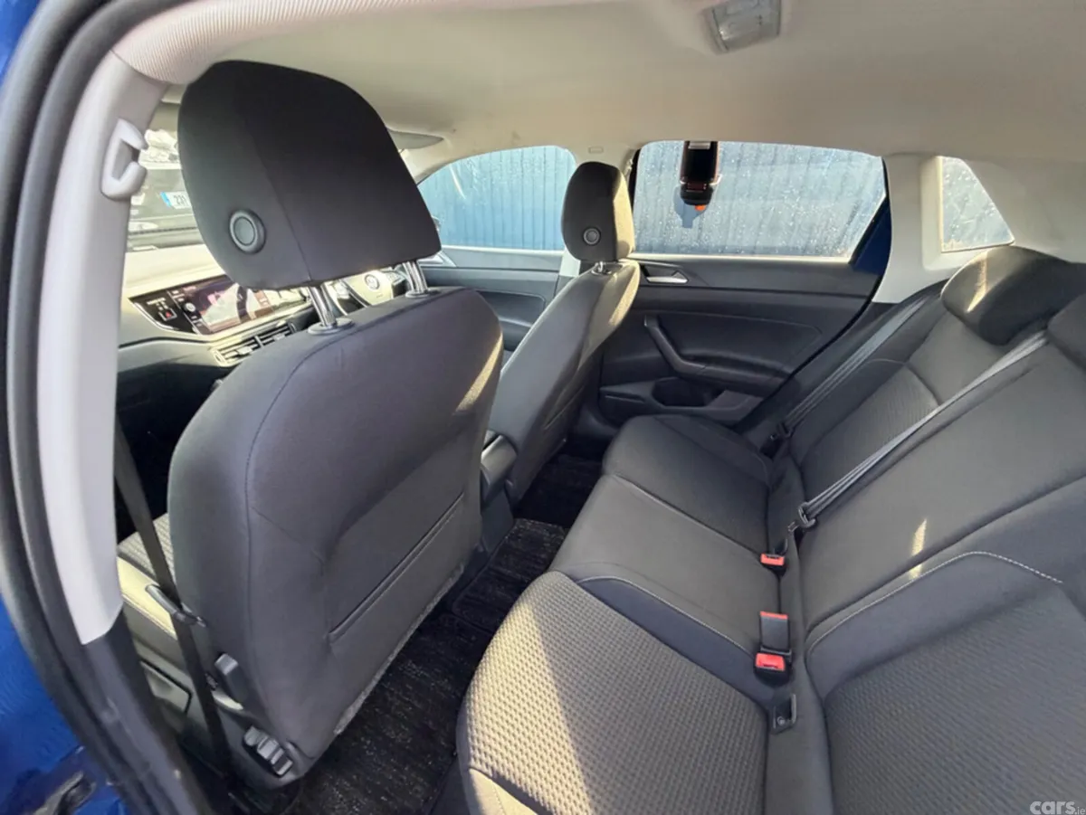 Volkswagen Polo Hatchback, Petrol, 2018, Blue