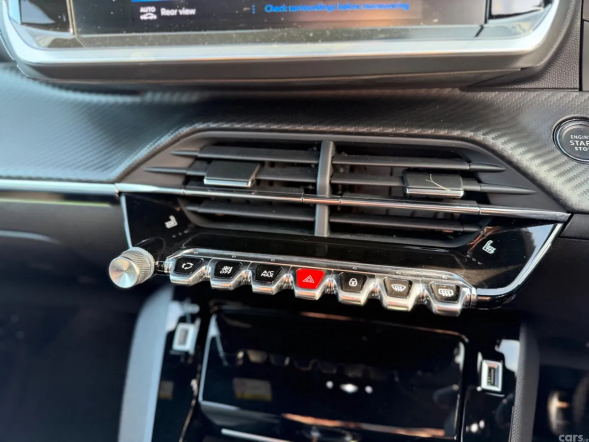 Peugeot 208 Hatchback, Petrol, 2021, Blue
