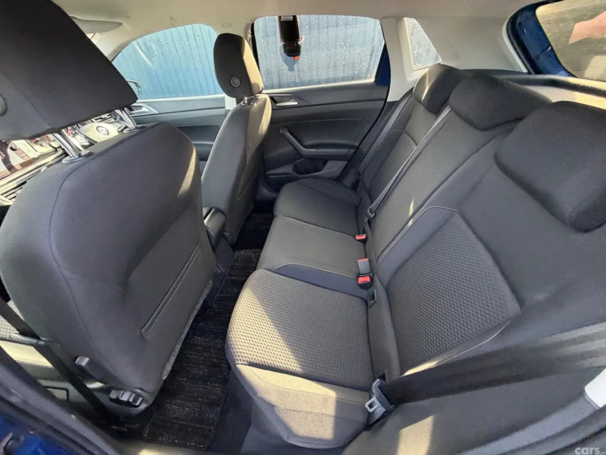 Volkswagen Polo Hatchback, Petrol, 2018, Blue