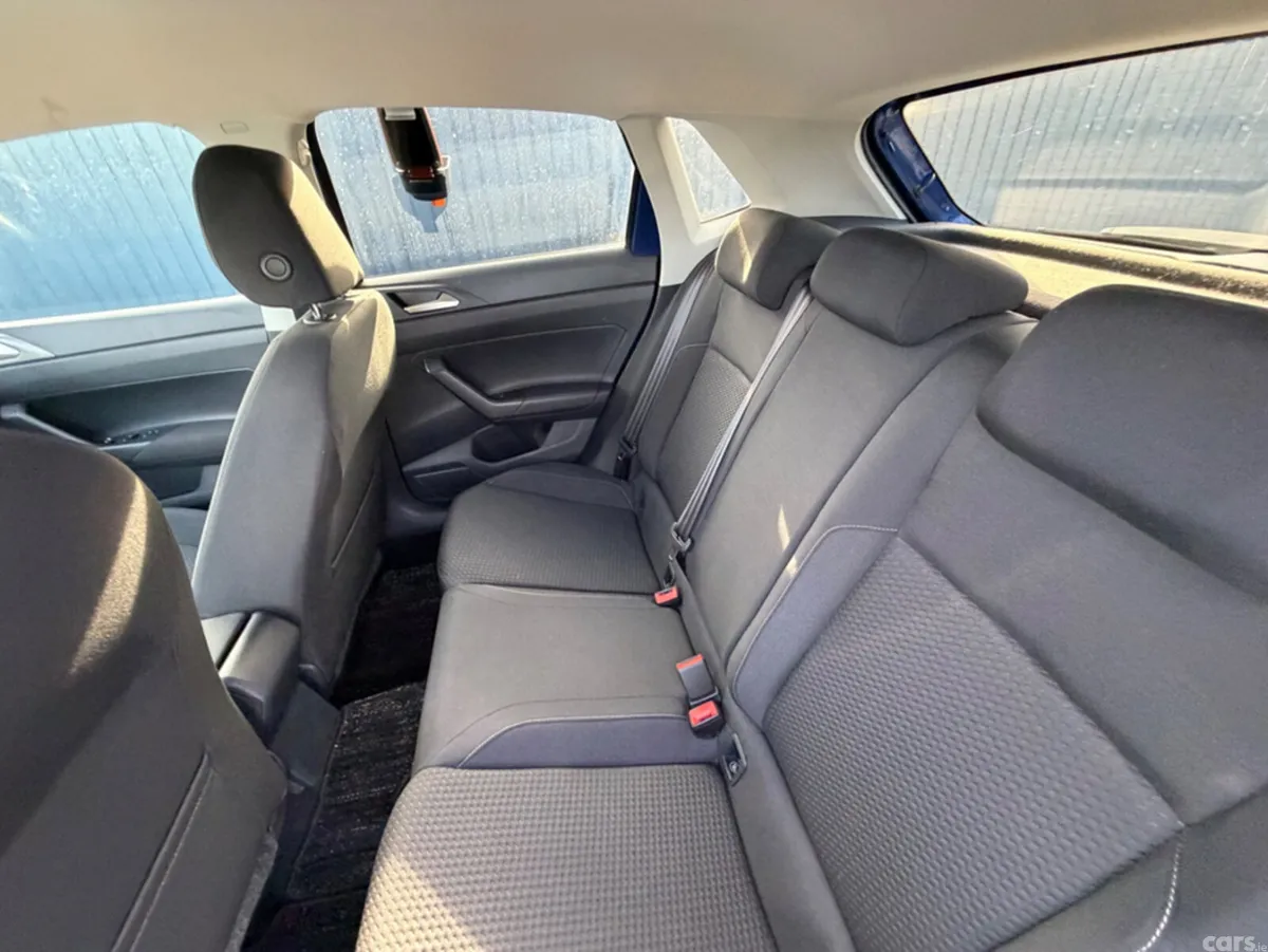 Volkswagen Polo Hatchback, Petrol, 2018, Blue