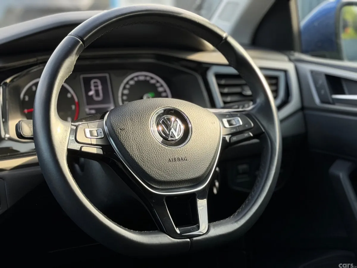 Volkswagen Polo Hatchback, Petrol, 2018, Blue