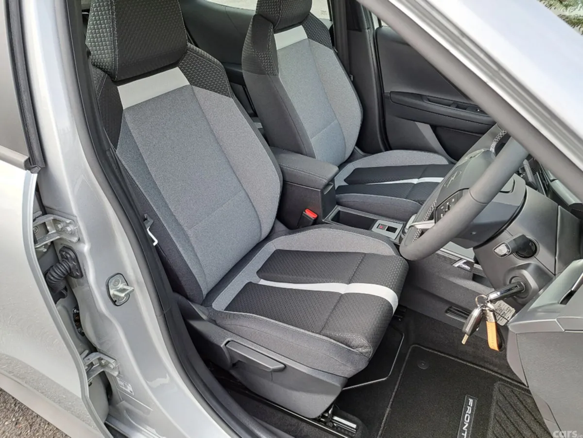 Opel Frontera SUV, Petrol Hybrid, 2027, Silver