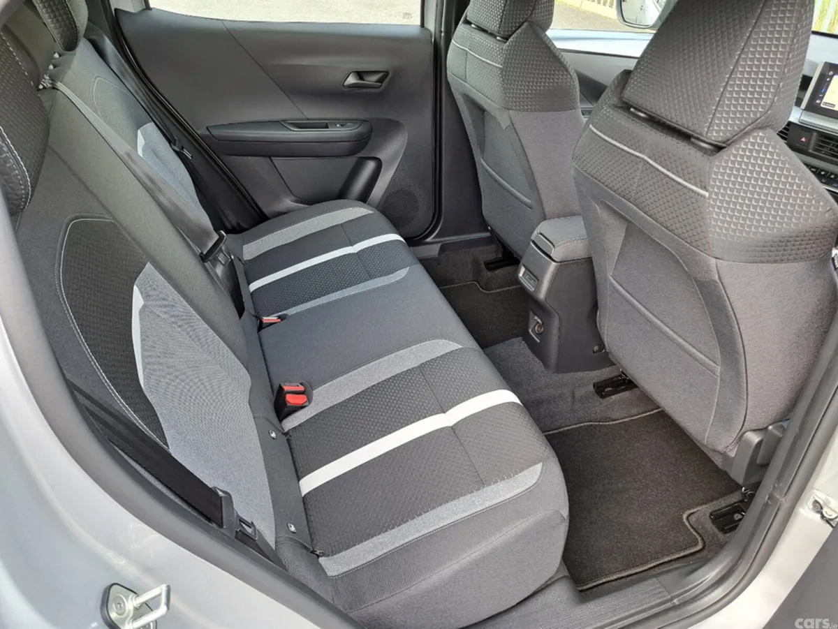 Opel Frontera SUV, Petrol Hybrid, 2027, Silver