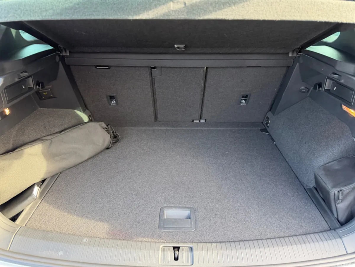 Volkswagen Tiguan SUV, Diesel, 2019, White