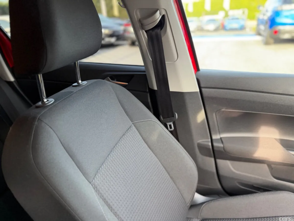 Volkswagen Polo Hatchback, Petrol, 2019, Red