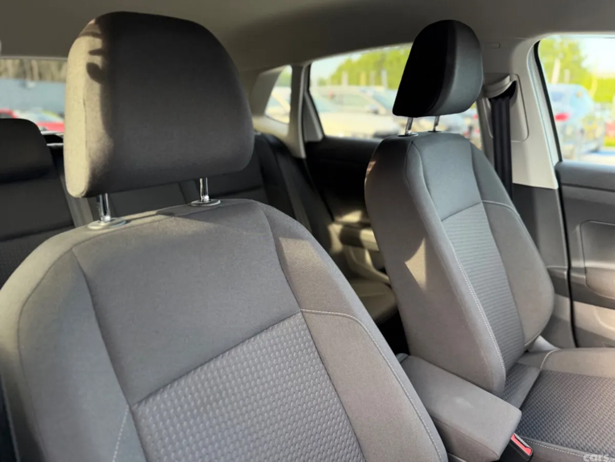 Volkswagen Polo Hatchback, Petrol, 2019, White