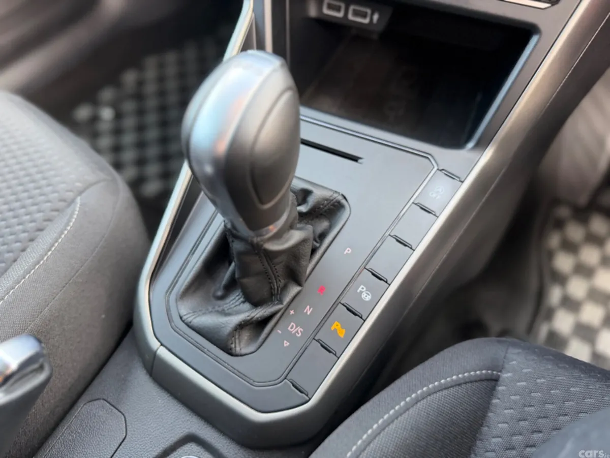 Volkswagen Polo Hatchback, Petrol, 2019, Red