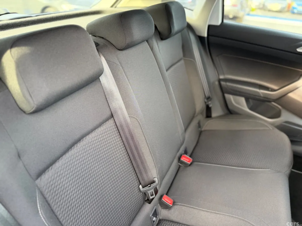 Volkswagen Polo Hatchback, Petrol, 2019, White
