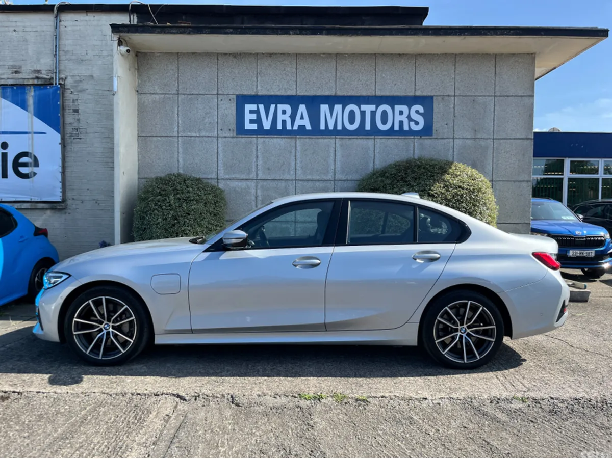 BMW 3-Series Saloon, Petrol Plug-in Hybrid, 2021, Silver