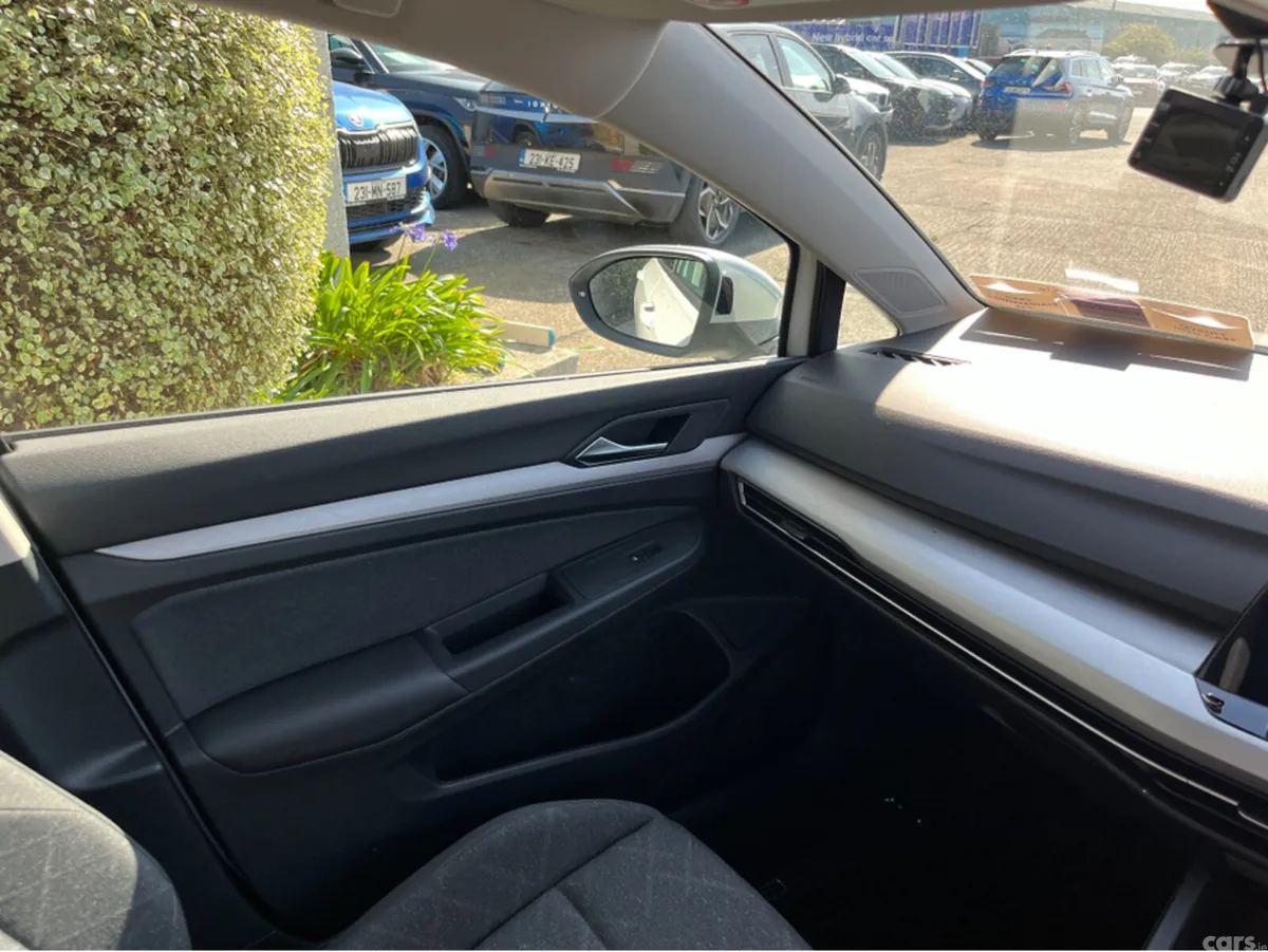 Volkswagen Golf Hatchback, Diesel, 2023, White