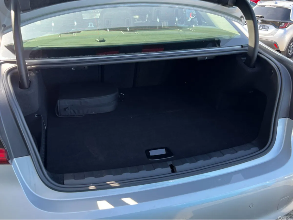 BMW 3-Series Saloon, Petrol Plug-in Hybrid, 2021, Silver