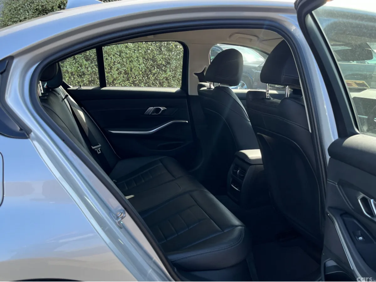 BMW 3-Series Saloon, Petrol Plug-in Hybrid, 2021, Silver
