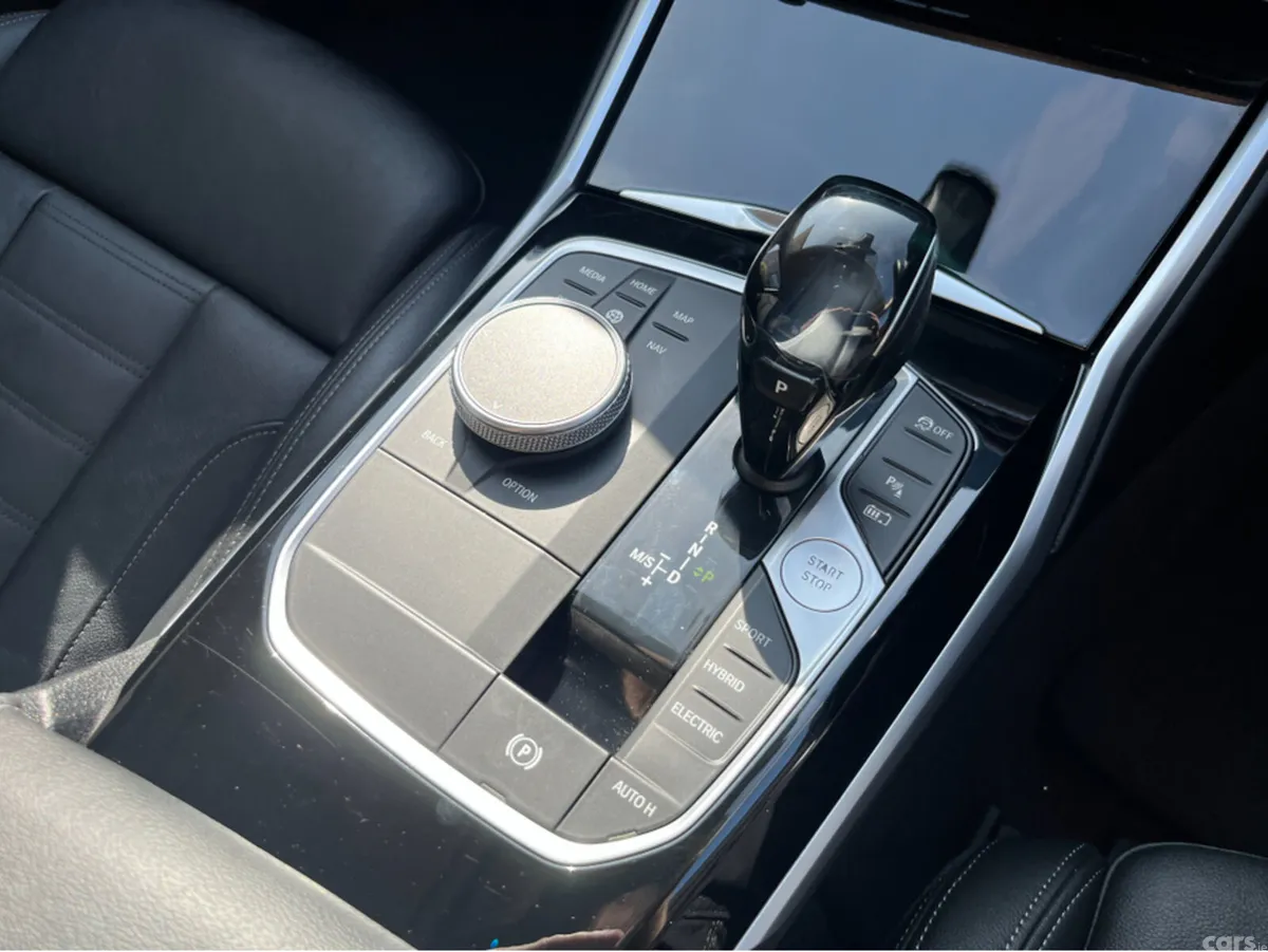 BMW 3-Series Saloon, Petrol Plug-in Hybrid, 2021, Silver