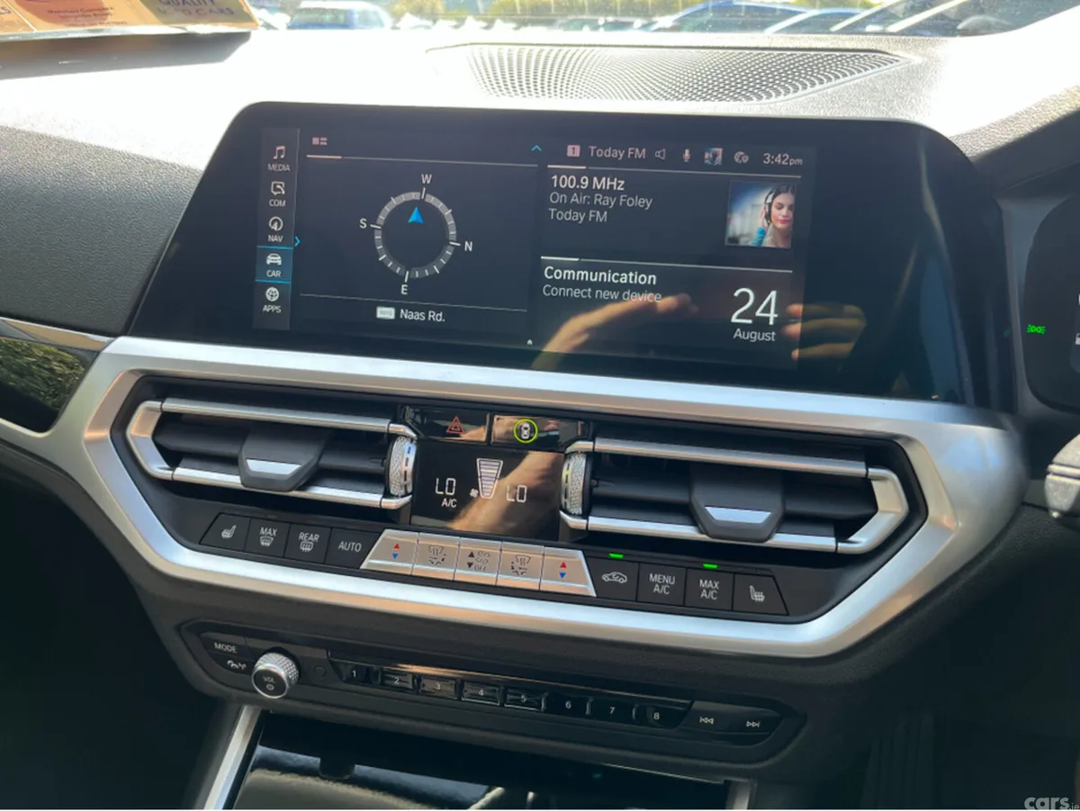 BMW 3-Series Saloon, Petrol Plug-in Hybrid, 2021, Silver