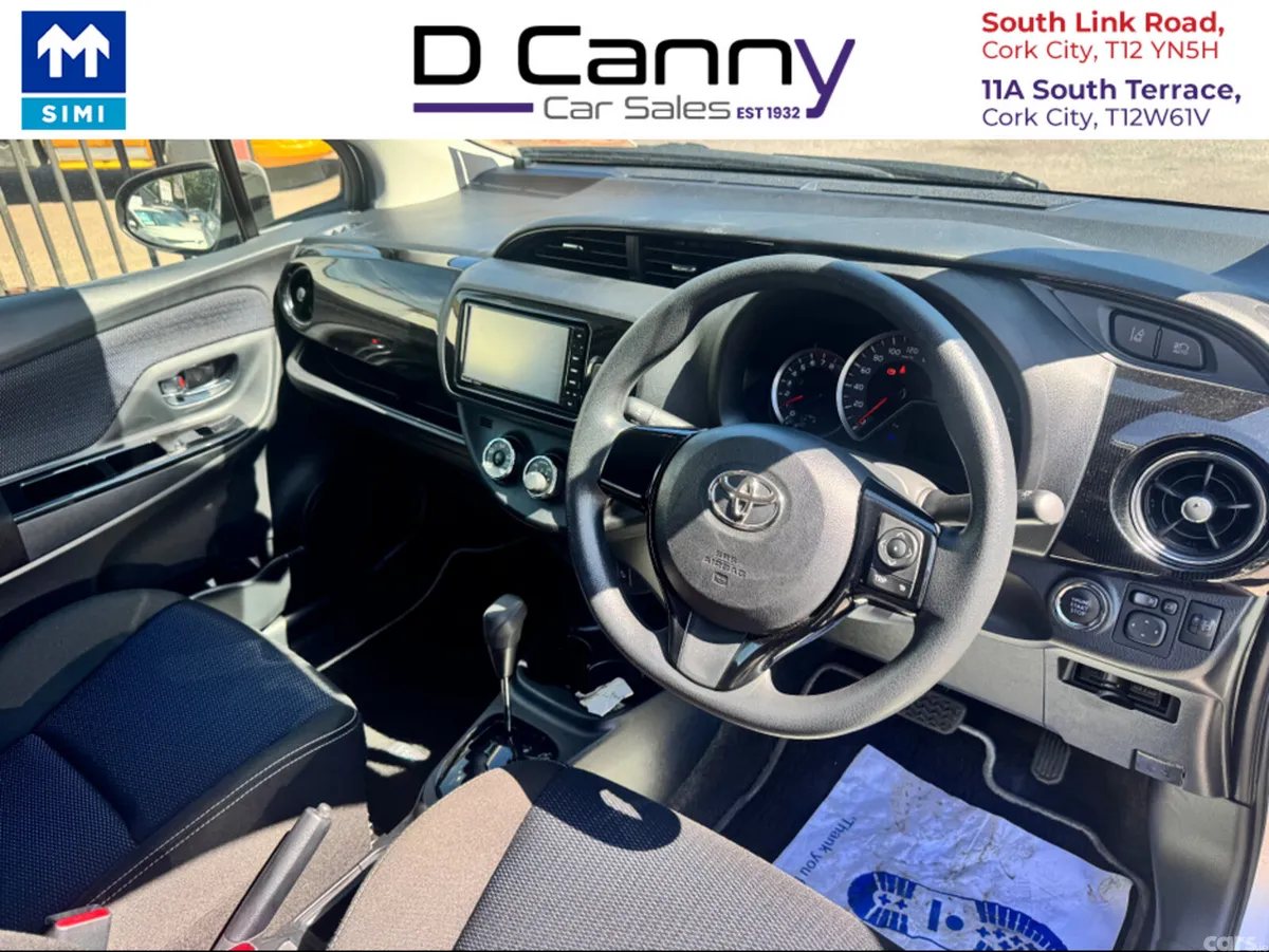 Toyota Vitz Hatchback, Petrol, 2018, Silver