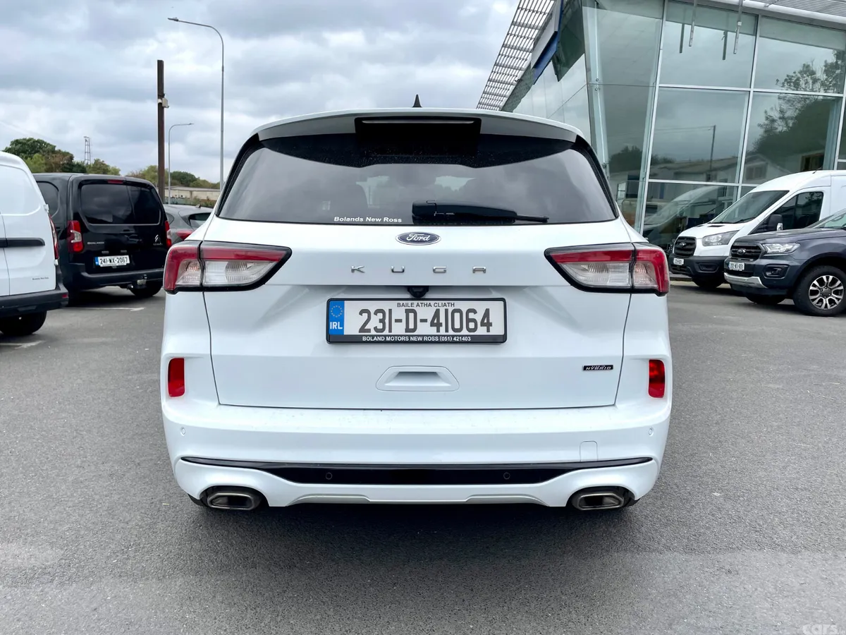 Ford Kuga SUV, Petrol Plug-in Hybrid, 2023, White