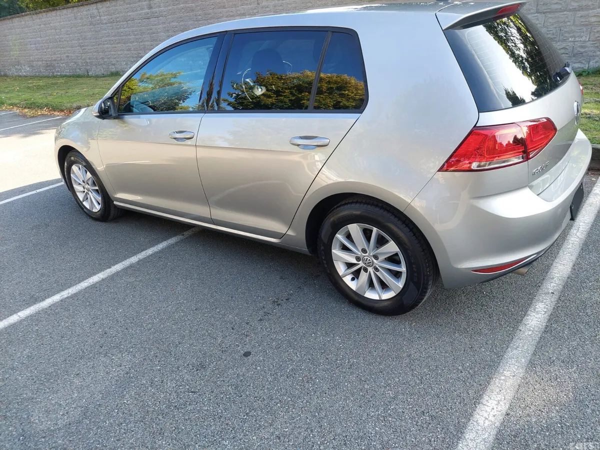 Volkswagen Golf Hatchback, Petrol, 2016, Silver