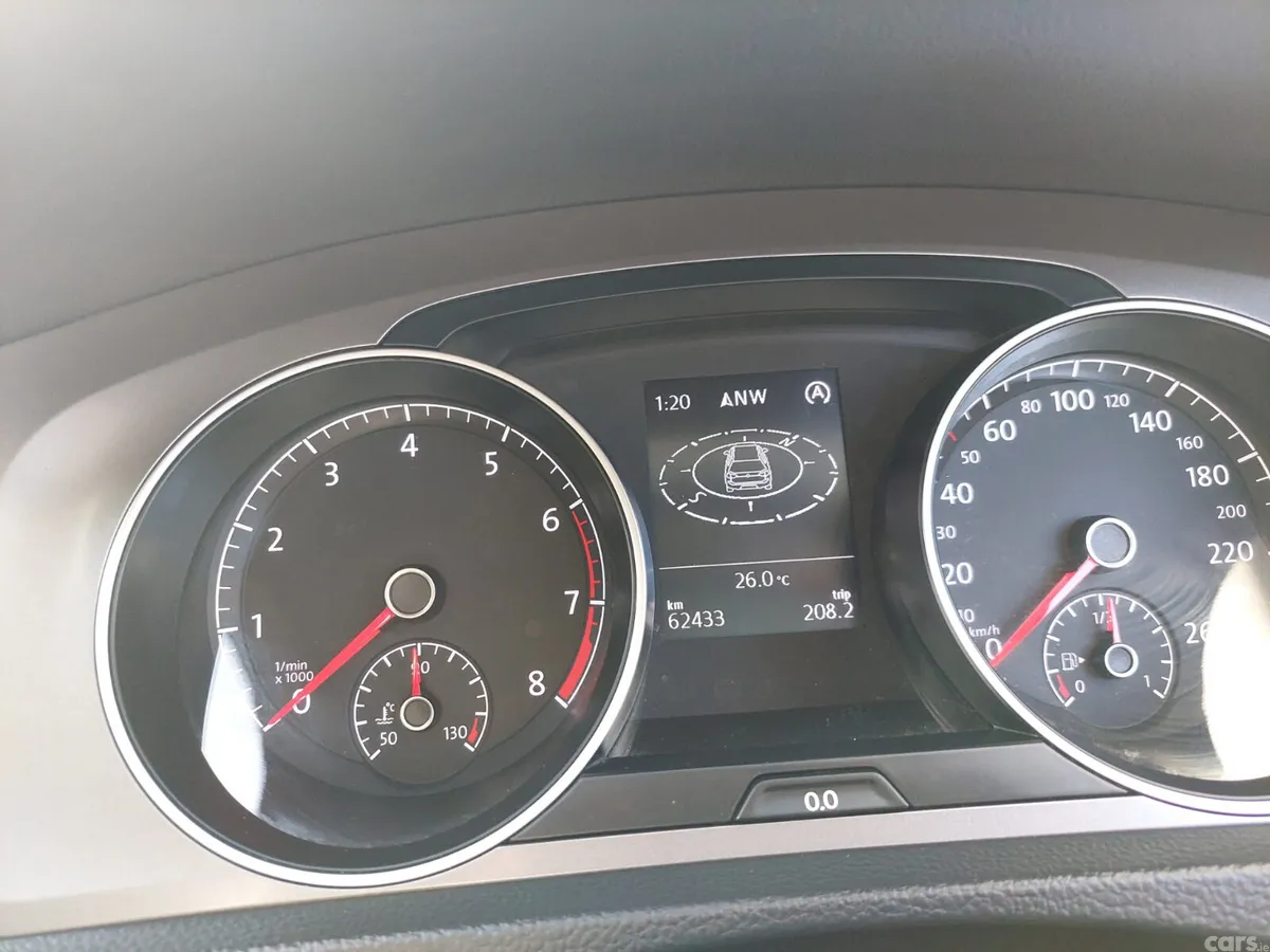 Volkswagen Golf Hatchback, Petrol, 2016, Silver