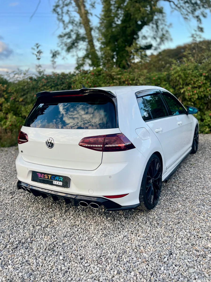 Volkswagen Golf Hatchback, Petrol, 2014, White