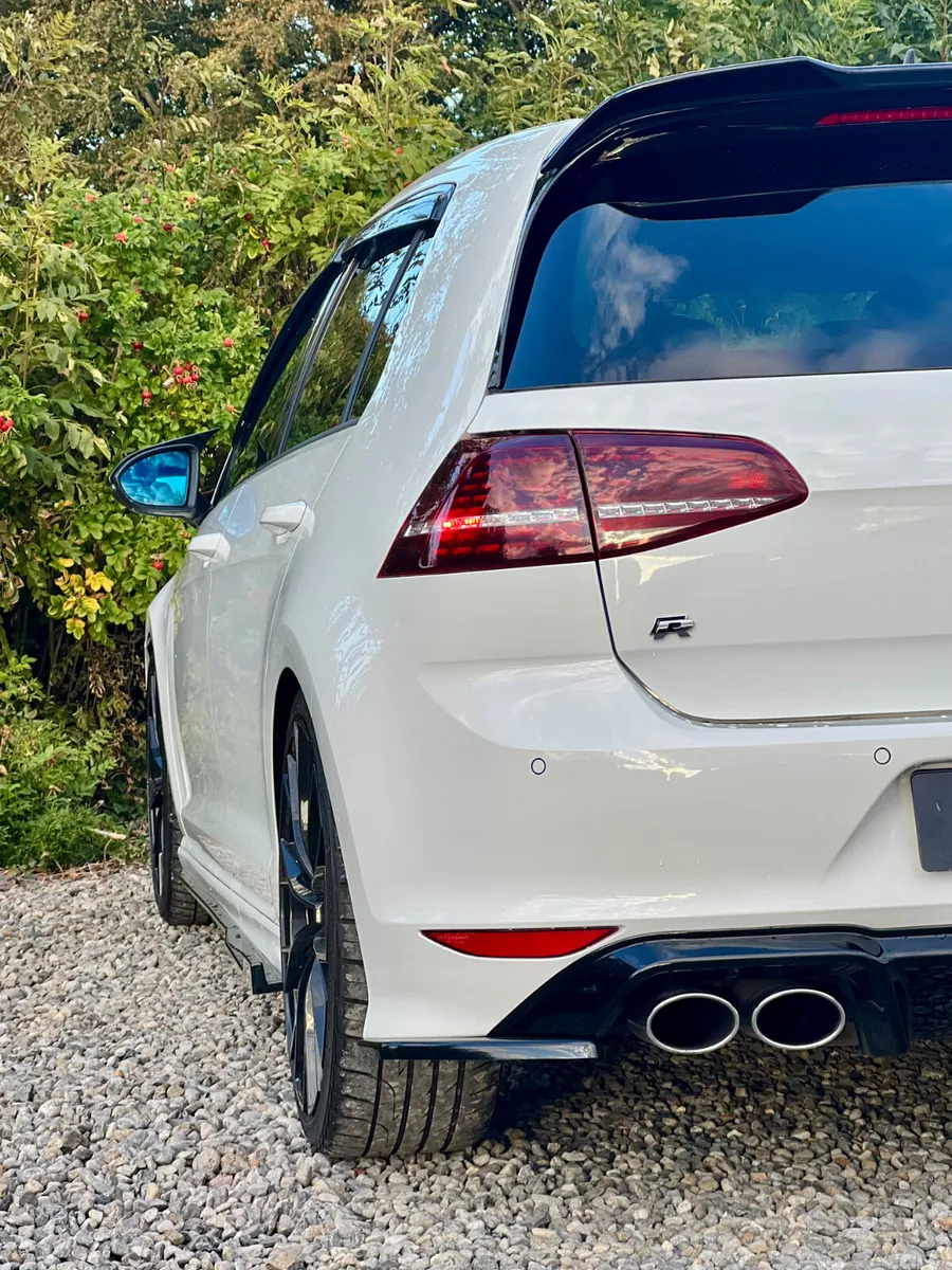 Volkswagen Golf Hatchback, Petrol, 2014, White