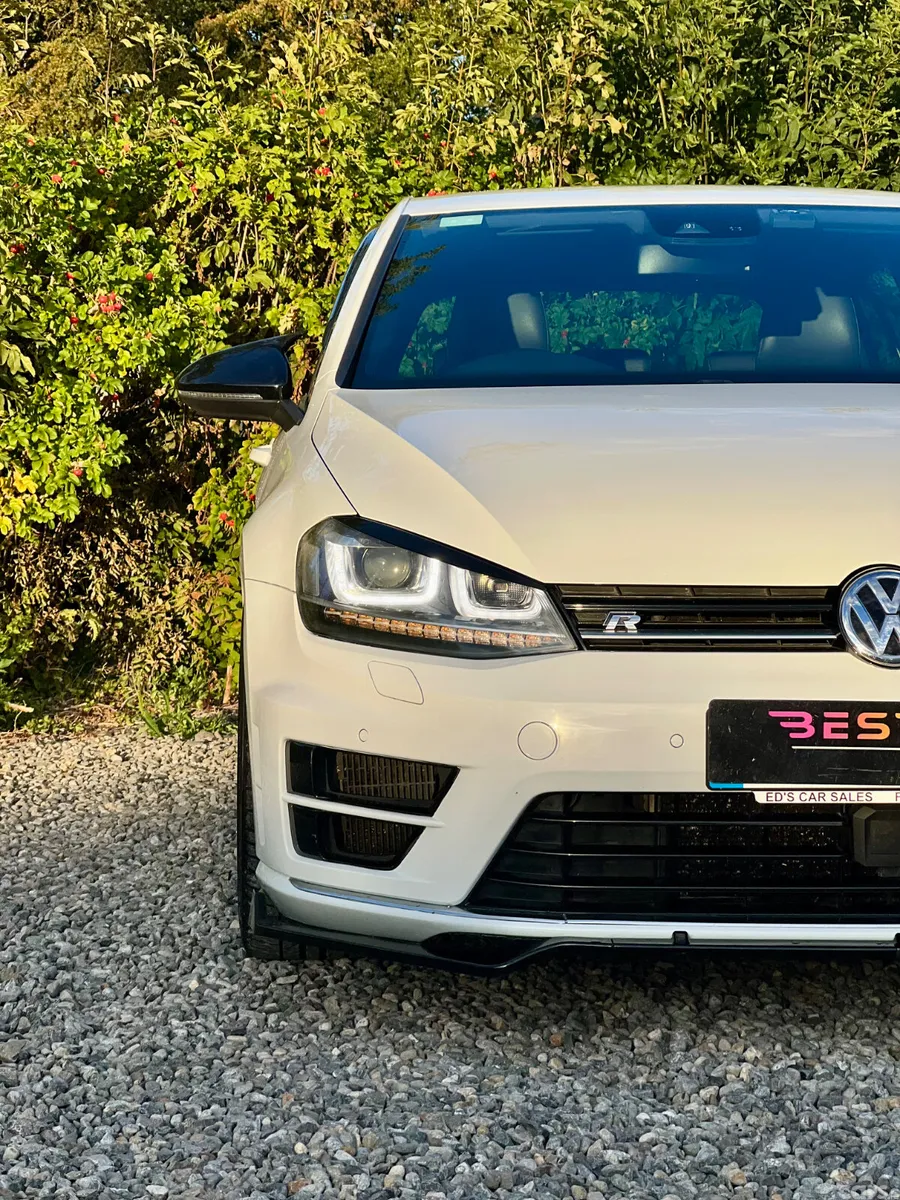 Volkswagen Golf Hatchback, Petrol, 2014, White