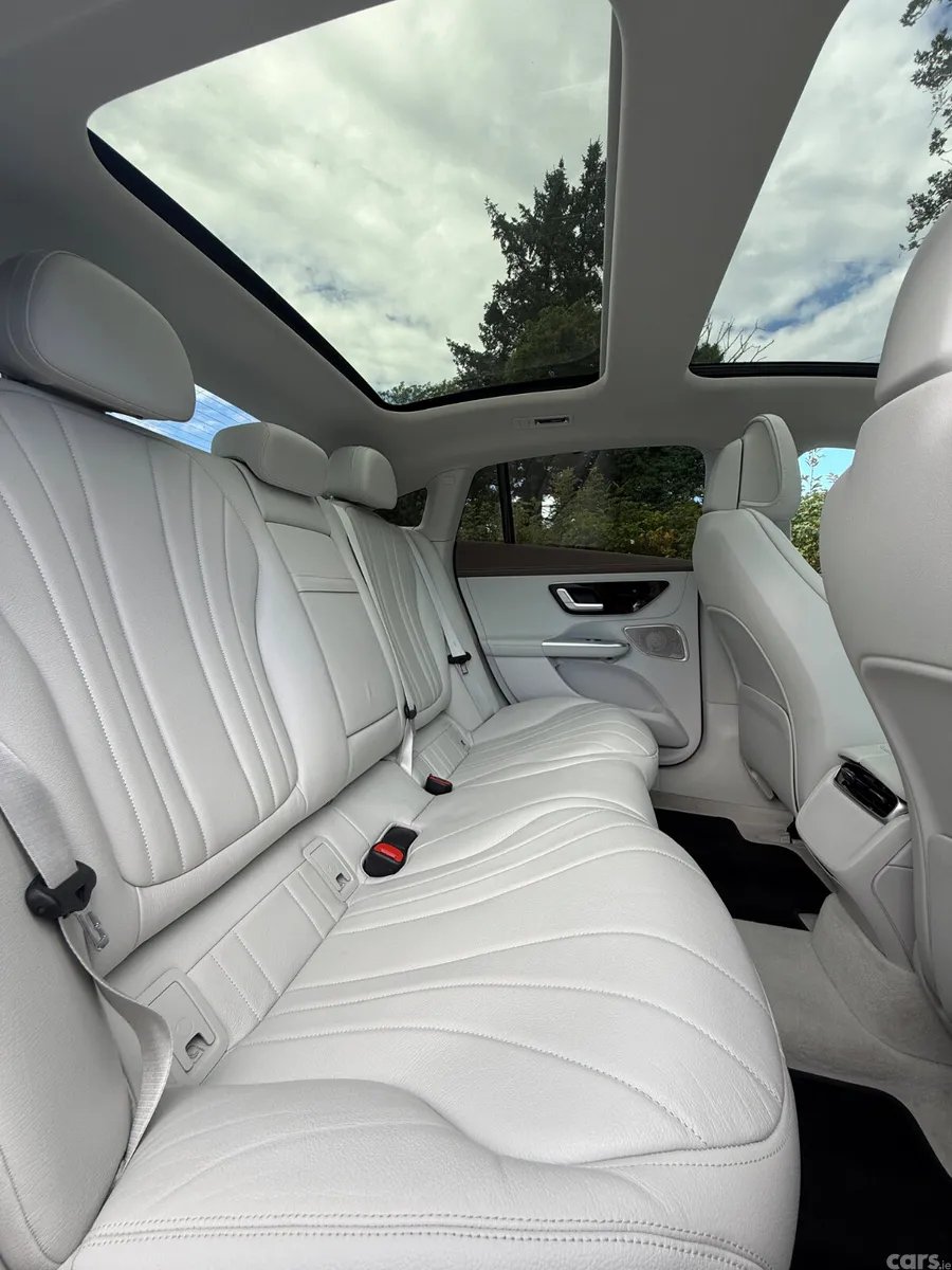 Mercedes-Benz EQE Saloon, Electric, 2023, Grey