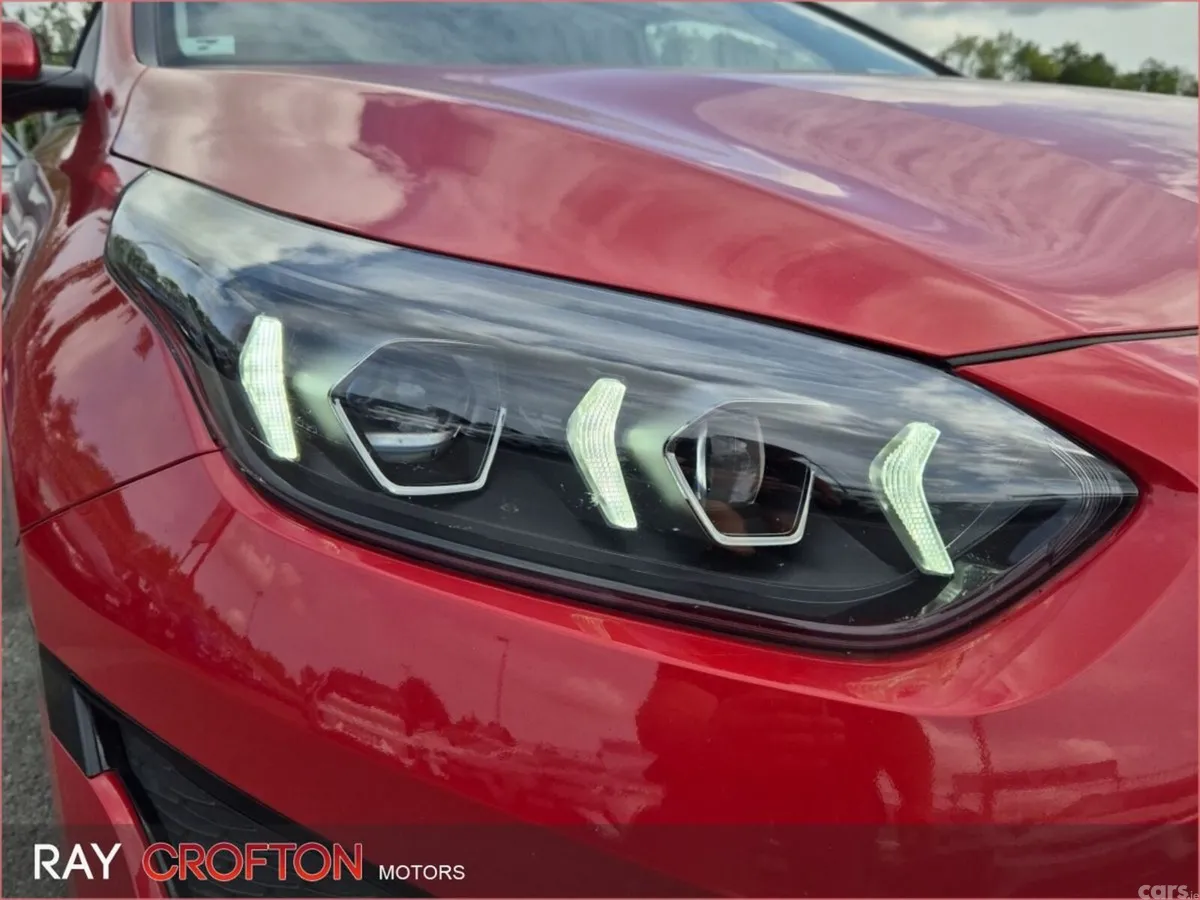 Kia Ceed Estate, Petrol Plug-in Hybrid, 2022, Red