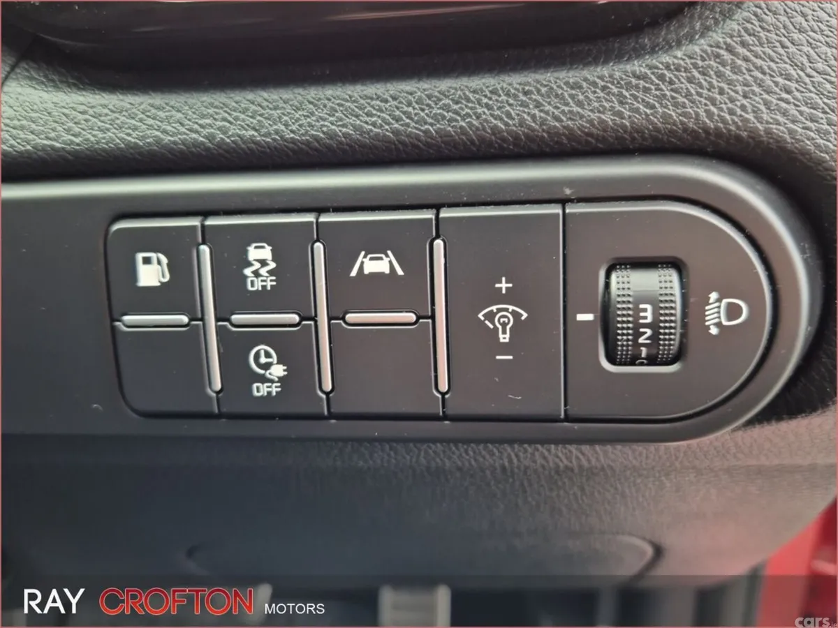 Kia Ceed Estate, Petrol Plug-in Hybrid, 2022, Red