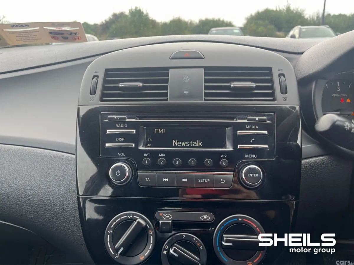 Nissan Pulsar Hatchback, Diesel, 2018, Red