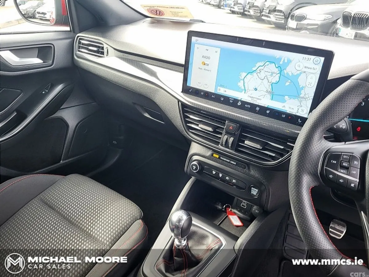 Ford Focus Hatchback, Petrol, 2024, Red