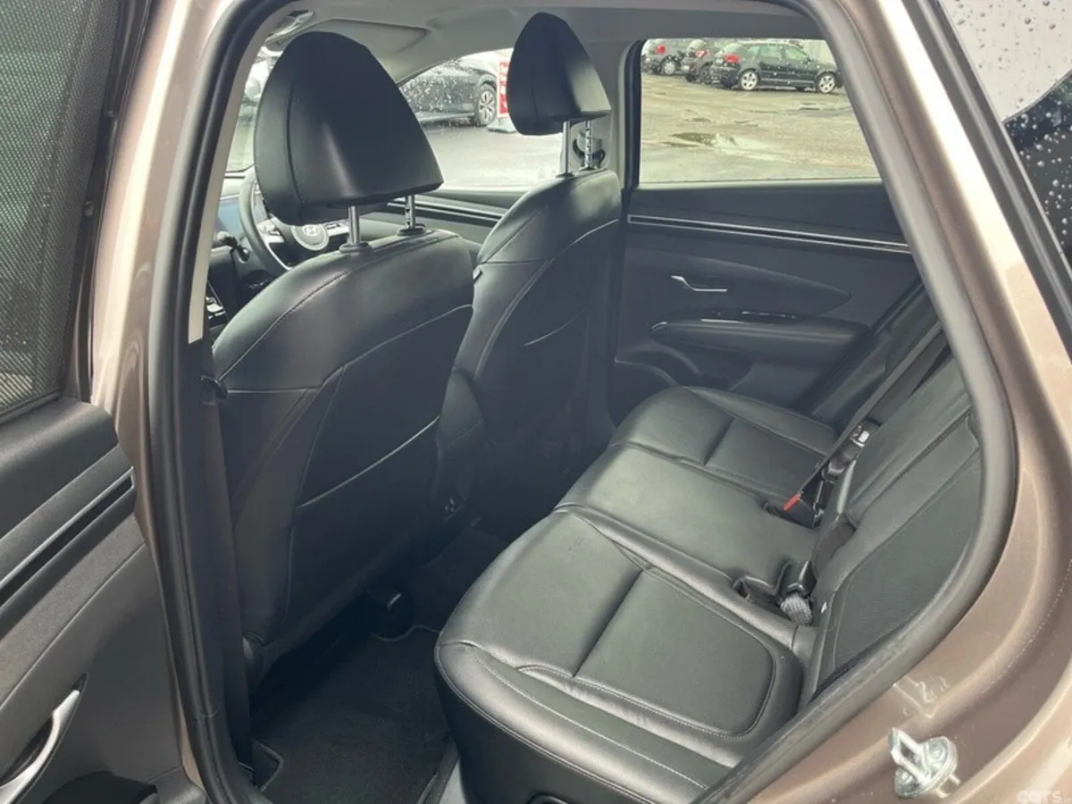 Hyundai Tucson MPV, Diesel, 2023, Brown