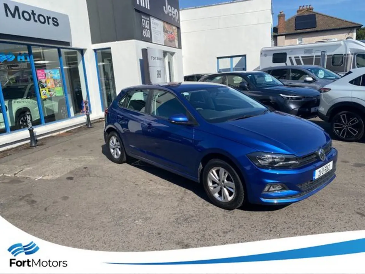 Volkswagen Polo Hatchback, Petrol, 2021, Blue