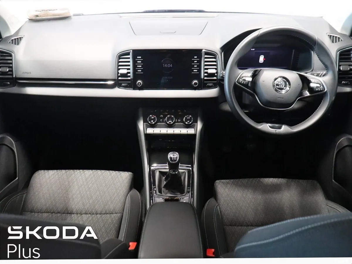 Skoda Karoq Estate/Jeep, Petrol, 2024, Blue
