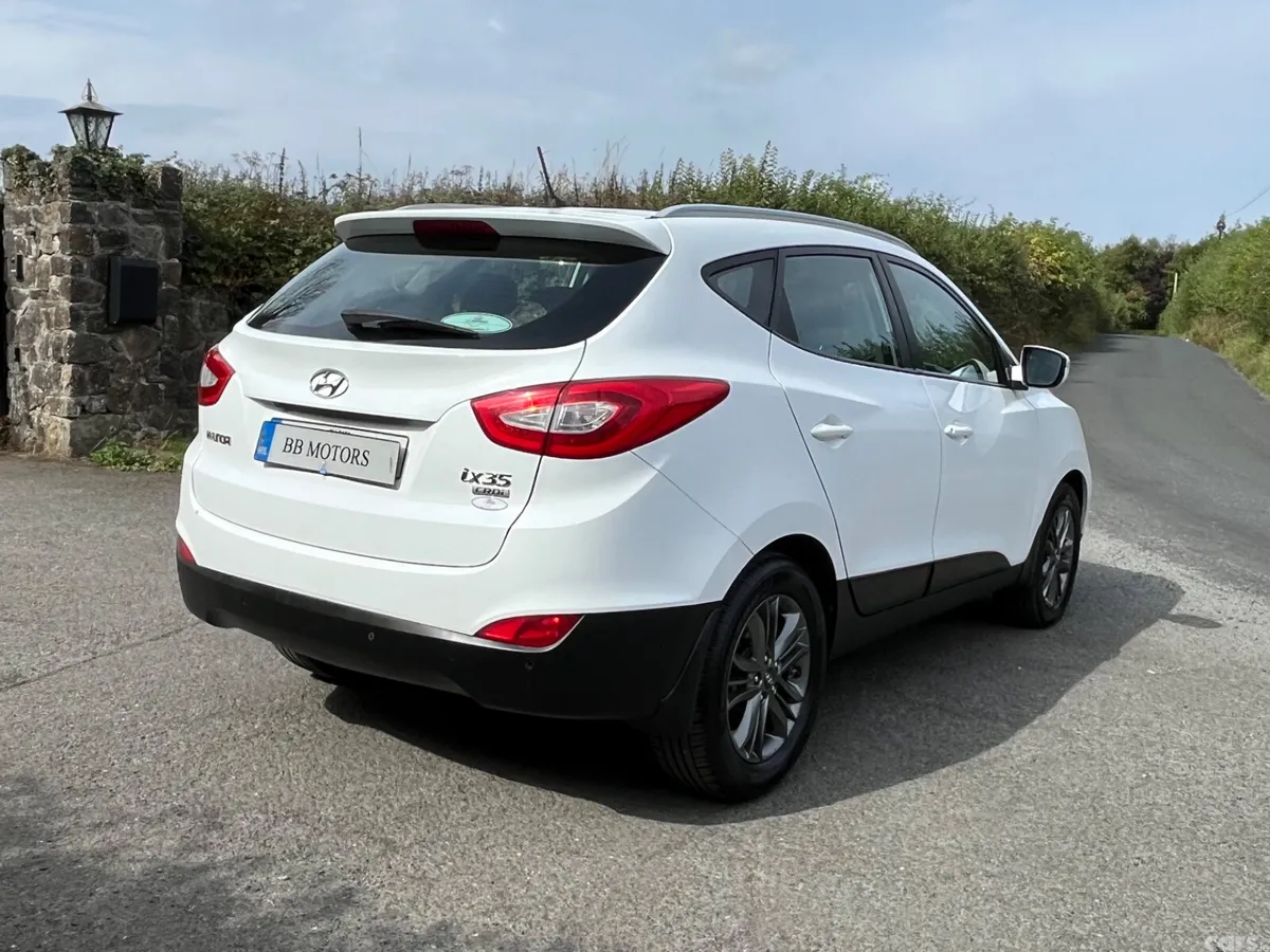 Hyundai ix35 SUV, Diesel, 2015, White