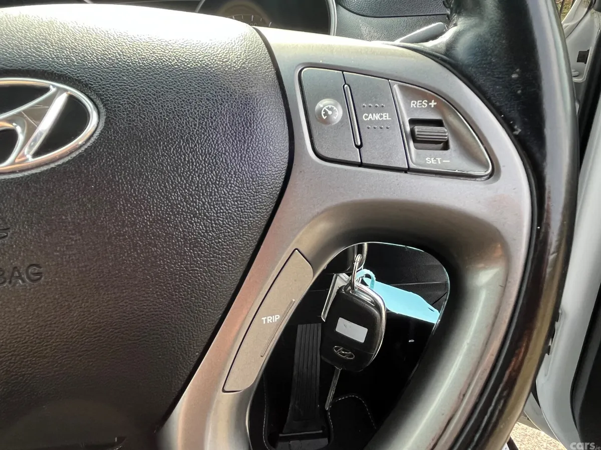 Hyundai ix35 SUV, Diesel, 2015, White